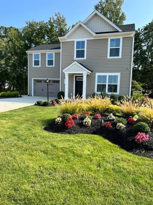Family Friendly 4Br Home Near Ft Gregg Adams Vsu Petersburg Dış mekan fotoğraf