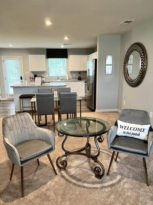 Family Friendly 4Br Home Near Ft Gregg Adams Vsu Petersburg Dış mekan fotoğraf